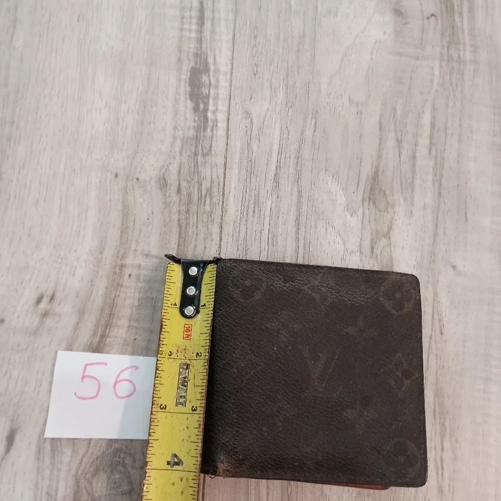 LOUIS VUITTON Porte Billets Cartes Credit Monnet Monogram wallet